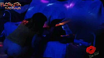 Seduciendo al repartidor de gas y termino rompiendome el culito tanto que lo disfrute