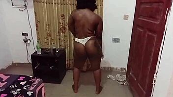 i'm doin' solo anal playin' with my big ass