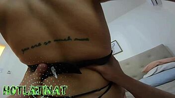 CHICA ARGENTINA TENE SEXO CON UN DESCONOCIDO, RIDING HIS COCK IN COWGIRL WHILE HE SUCKS HER TITS AND CUMS INSIDE HER ASS