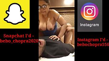 Bhabhi gets rough anal in Oyo hotel session