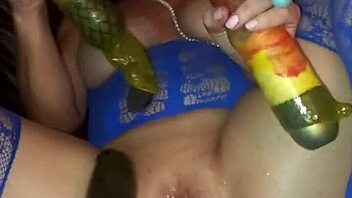 velvet rain 23 insatiable in kinky self pleasure squirting