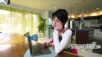 Kitty Lynn's Pixie Haircut Stepsis Fucks Amazingly!