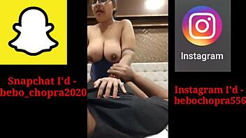 Bhabhi gets rough anal in Oyo hotel session