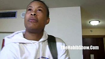 Does transman Phoenoisseur fuck sexy Lizzy Mixed well?