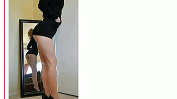 I am a canadian teen girl having fun with online sex chat