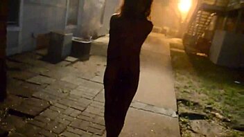 Foxy goes butt naked in public for anyone to see