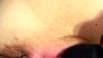 Sexy White Girl Masturbates, Squirts Cum All Over Herself Intriguingly