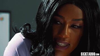 Black Stepsis Lala Ivey Licks Teen Ashley Aleigh's Wet Pussy