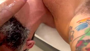 Biativosp fucks throat deep 😏