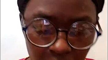 ebony milf masturbates solo