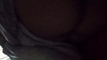 karmico ma�anero viejo morboso entra al cuarto de su cu�ada y la graba sin que se de cuenta