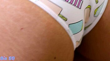 Me Bia Bb Poses In Sexy Lingerie For You