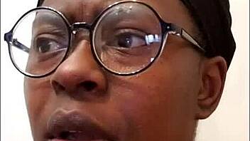 ebony milf masturbates solo