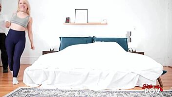 Blow me pov - 3 teen 18+s learning to do blowjobs at class.