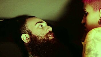 Qween E Pocahontas Decidem Aliviar O Tesão Esfregando As Bucetinhas Após Fofocar Sobre O Boy, Latina Ass Petite 18+ Masturbation Sex Brazilian Oral Lesbian Big Ass