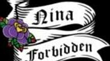 i left my husband on sofa for neighbor's anal blowjob