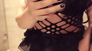 Is This Asian Crossdresser Masturbating Sexily?