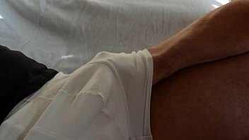 Mature Amateur In Florida Gives Homemade Blowjob Leading To Cum.