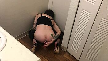 A sexy tranny enjoys riding cock in lingerie