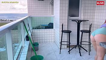 Isn't this maid's short shorts driving me wild?