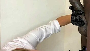 Hé, akarod látni a szélsőséges faszborotválást közelről a kórházban?