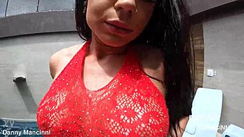 REBOLANDO Hard with No Panties in Tight Dress, Pure Fire!