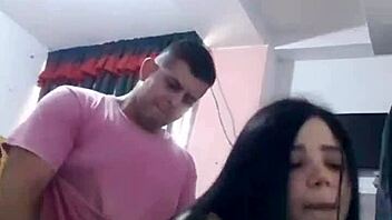 Mira cómo follo sin condón a este hombre 🔥
