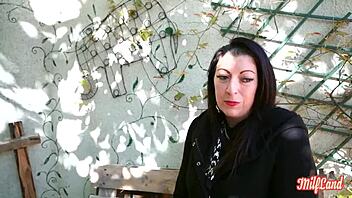 yvanna milf loves fucking