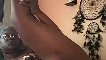 nae playing with her pussy