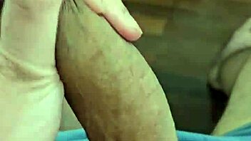 i see novinho do penis grande