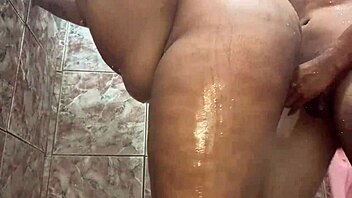 Did I just cum on my aunt during our bath?