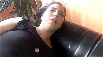 rich anal sex with big ass babe under sunset