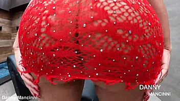 REBOLANDO Hard with No Panties in Tight Dress, Pure Fire!