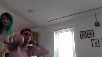 Shemale Babe Pounds Ass In Doggy