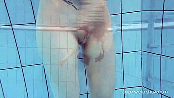 hey, ever seen roxalana chech scuba diving naked in the pool?