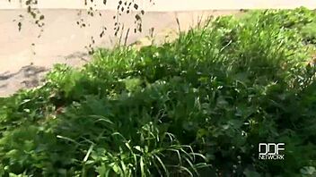 Pov blowjob fills Alexis Cherry's mouth with cum