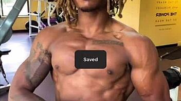 Blu mere boldly shows girlfriend how to suck dick on live