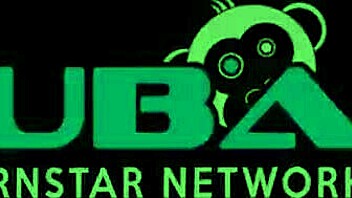 Nikki & capri fuck each other