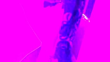 i'm watchin this bad ass tattooed milf masturbatin wetly, it's so artistic n' hot