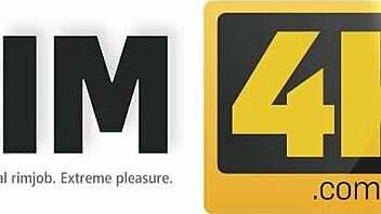 man wakes his beautiful blonde girl for special teasing and ass licking