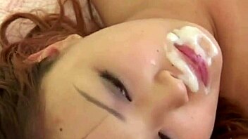 与日本18+少女的狂野三人行冒险