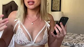 ъх, дай да оценя тази огромна кура бързо!