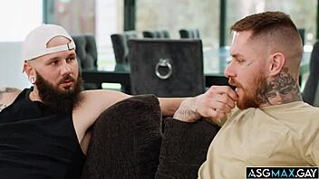 Zak Bishop Explains Gay Sex Nuances To Johnny Hill