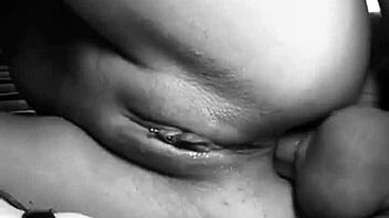 Novinha takes anal dick and orgasms hard