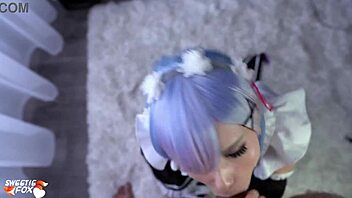 Kawaii maid gives deepthroat to boss dick for cum