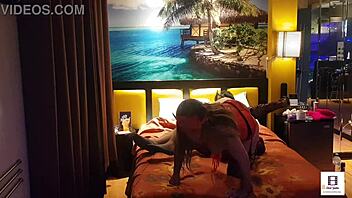 peruanita en corset rojo 🔥