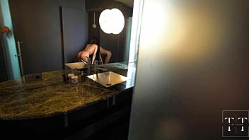 i gave my milf a juicy creampie 😋