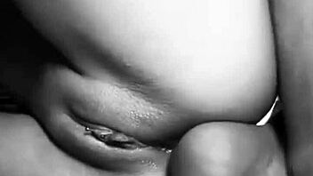 Novinha takes anal dick and orgasms hard