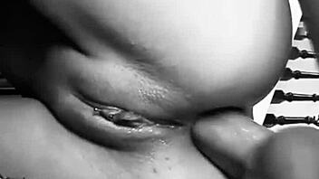 Novinha takes anal dick and orgasms hard