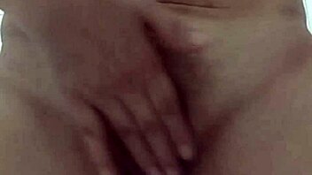 Asian wife Miss Bea's solo pleasure fueled by fantasies of triple penetration